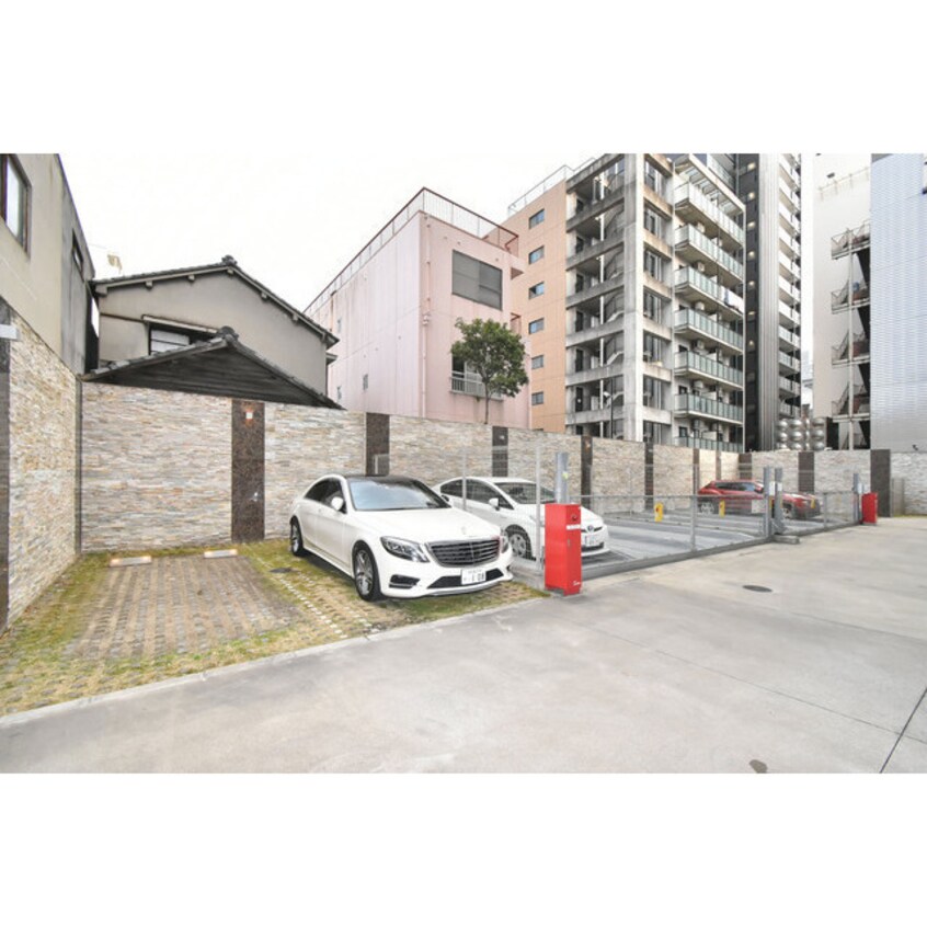  ファーストレジデンス栄