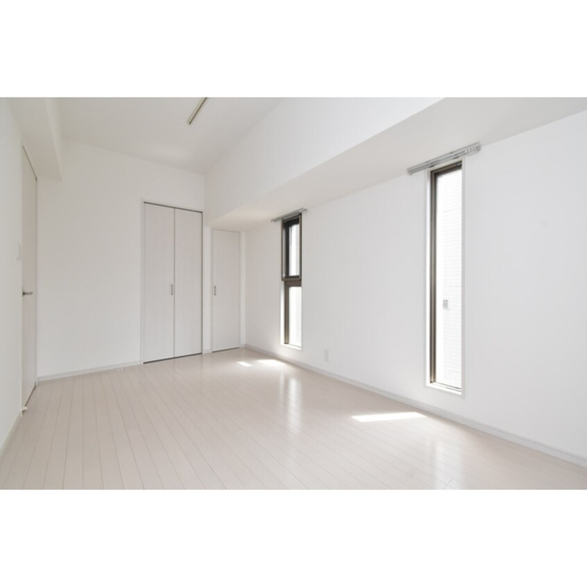  ファーストレジデンス栄