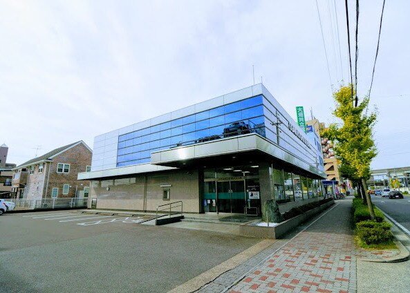 大垣共立銀行小田井支店(銀行)まで830m ドマーニ上小田井