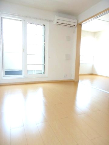  名古屋市営地下鉄桜通線/徳重駅 徒歩14分 2階 築15年