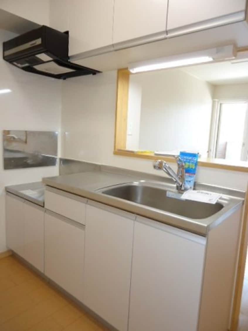  名古屋市営地下鉄桜通線/徳重駅 徒歩14分 2階 築15年