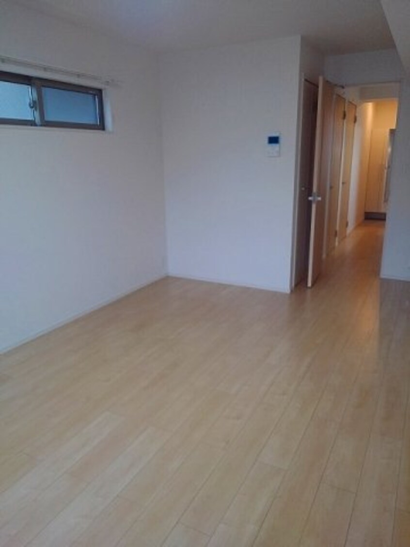  リバーサイド・大江