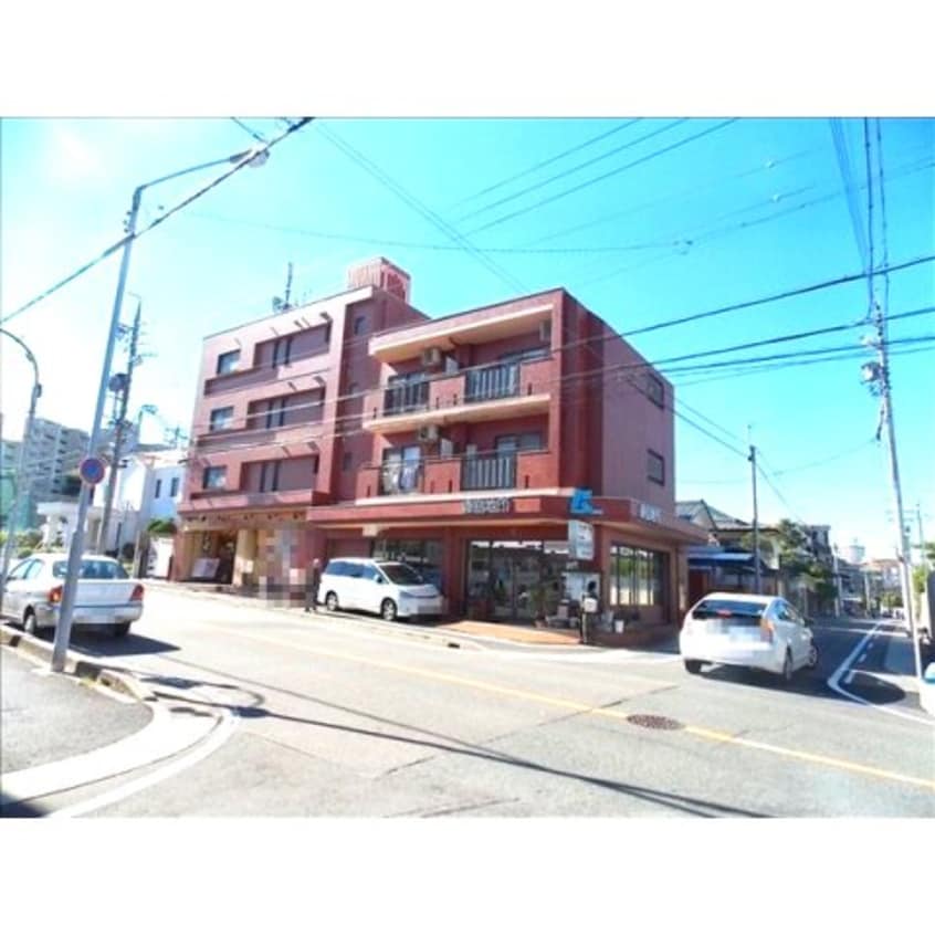  フィープル一社