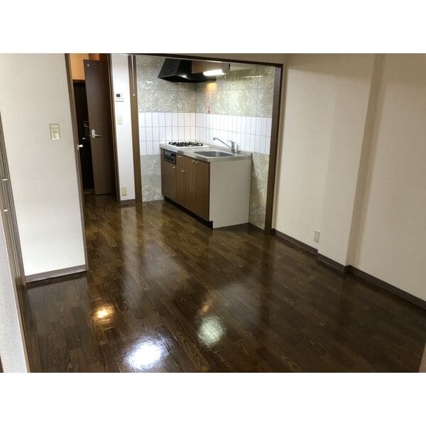  ローズガーデン青山