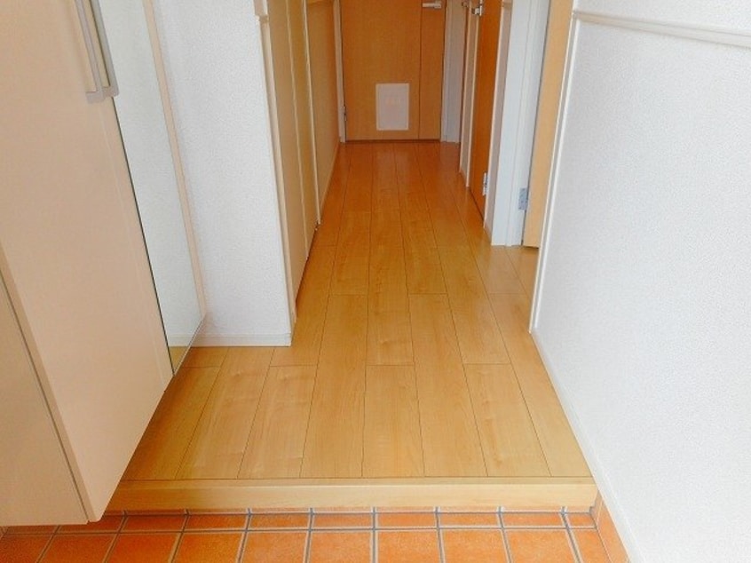  近鉄名古屋線/戸田駅 徒歩42分 1階 築7年