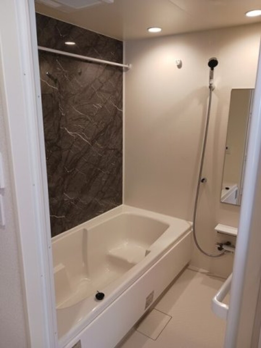  名鉄河和線/半田口駅 徒歩12分 1階 1年未満