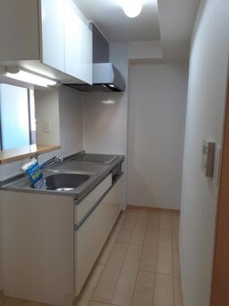 コンパクトなキッチンで掃除もラクラク