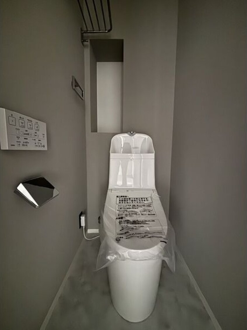  名古屋市営地下鉄名城線/久屋大通駅 徒歩11分 5階 築33年