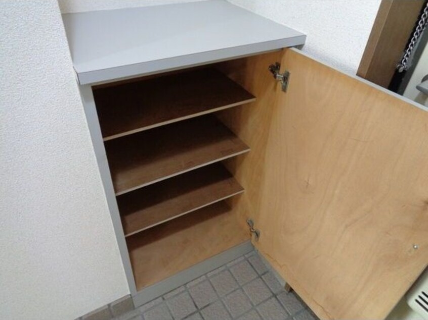  名古屋市営地下鉄東山線/新栄町駅 徒歩5分 9階 築29年