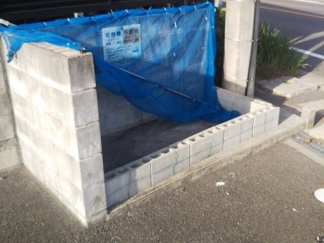  レオパレスマリンブルー