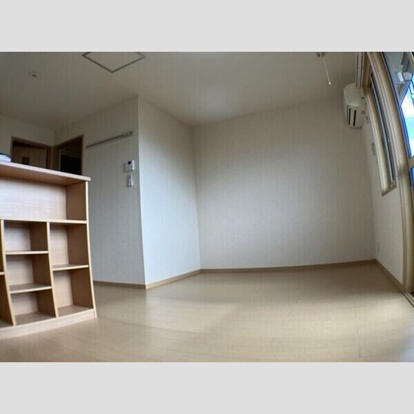 室内写真は別部屋の写真です。 ミルキーウェイ　B