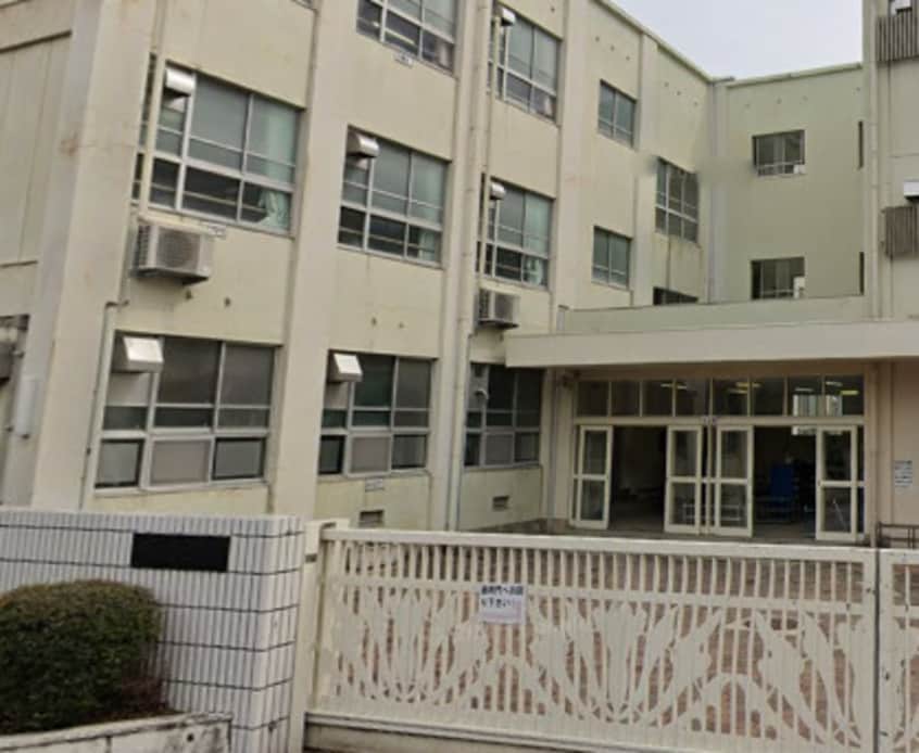 名古屋市立蓬来小学校(小学校)まで681m つつじヶ丘パークマンション