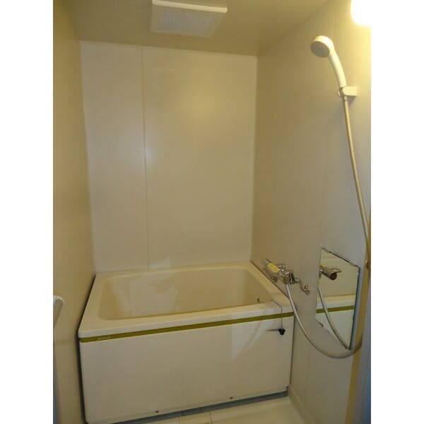  ラウムズ虹ヶ丘