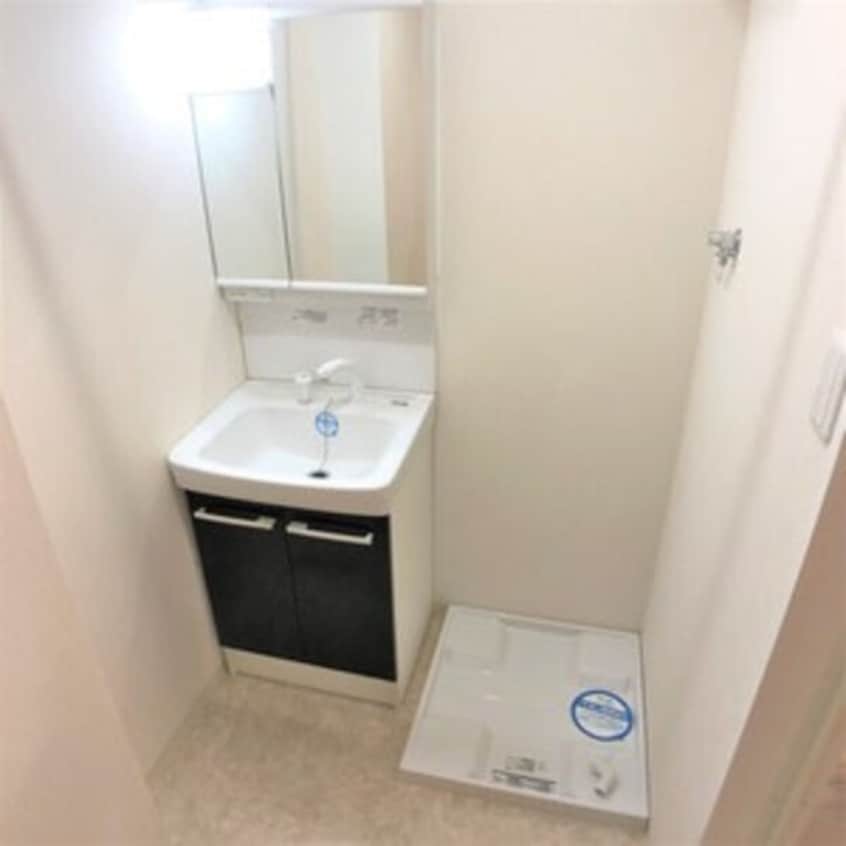  ブローバルコート新宿