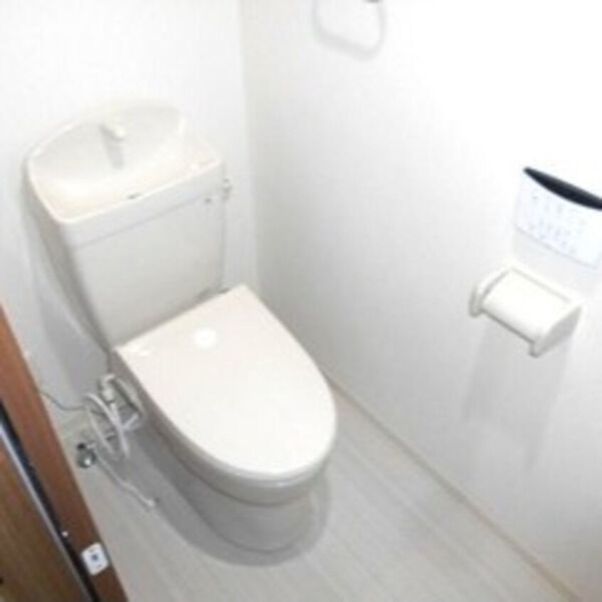  ブローバルコート新宿