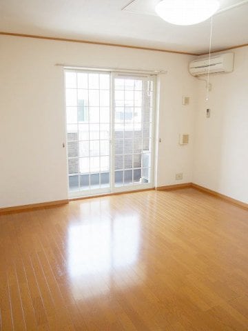  ヴィラ　グレイス