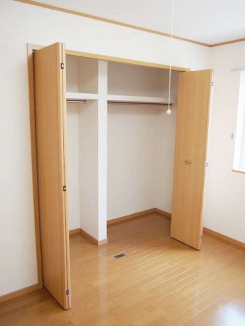  ヴィラ　グレイス