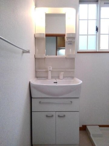 広い洗面スペース 名古屋市営地下鉄東山線/藤が丘駅 徒歩5分 1階 築17年
