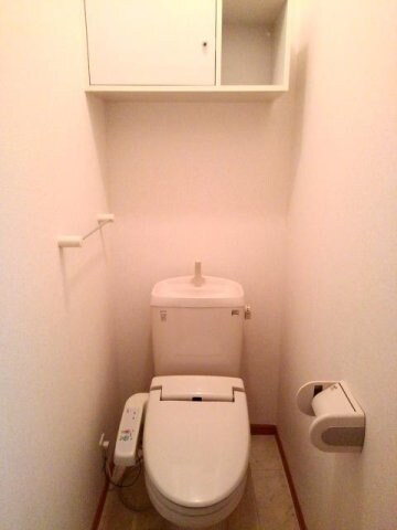 清潔感のあるトイレです 名古屋市営地下鉄東山線/藤が丘駅 徒歩5分 1階 築17年