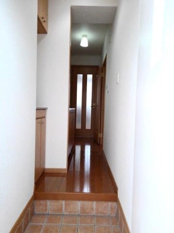 シンプルで使いやすい玄関です 名古屋市営地下鉄東山線/藤が丘駅 徒歩5分 1階 築17年