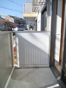 暖かな日差しのふりそそぐバルコニー 名古屋市営地下鉄東山線/星ヶ丘駅 バス11分西里町五丁目下車:停歩2分 1階 築11年