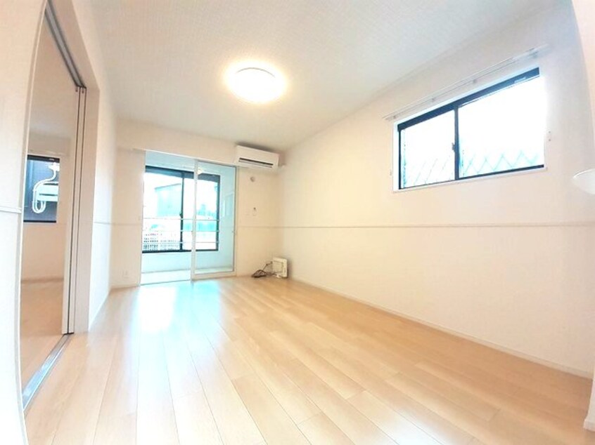 おしゃれな居間です 名古屋市営地下鉄名城線/茶屋ケ坂駅 バス8分下坪下車:停歩8分 1階 築1年