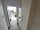 明るい玄関です 名古屋市営地下鉄名城線/茶屋ケ坂駅 バス8分下坪下車:停歩8分 1階 築1年