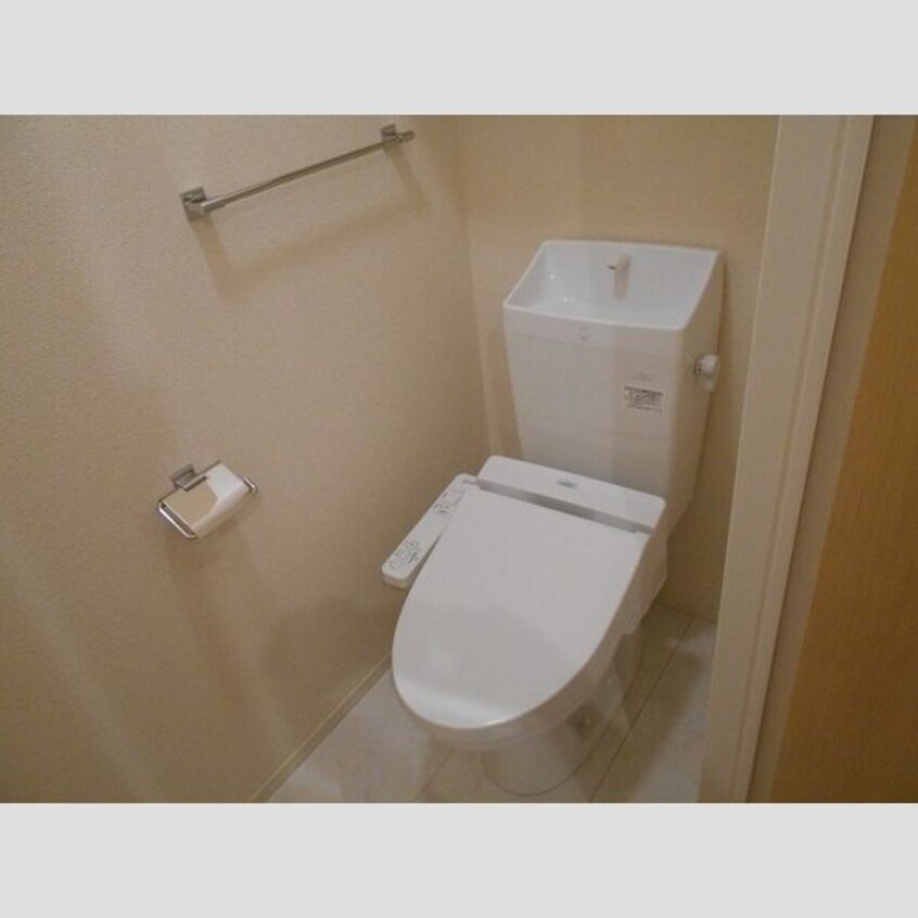  名古屋臨海高速鉄道<あおなみ線>/稲永駅 徒歩4分 1階 築6年