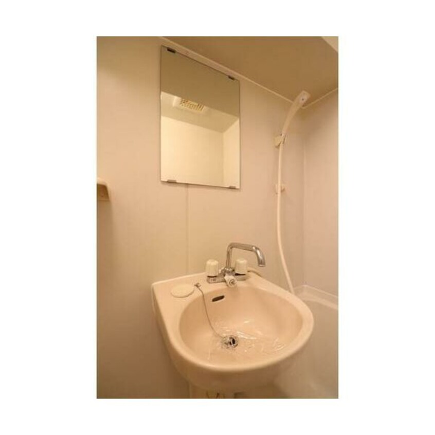  コンフォール港楽