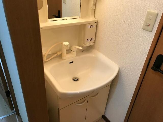 洗髪洗面化粧台 トワール・ニシノミヤ