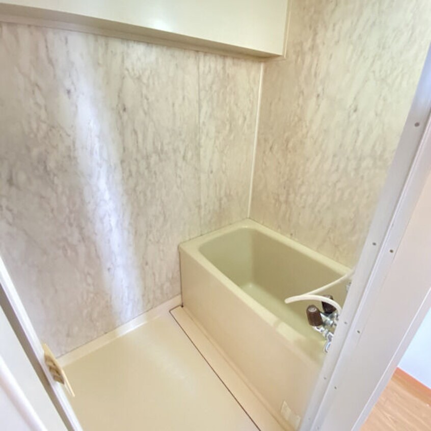  名古屋市営地下鉄東山線/本郷駅 徒歩28分 3階 築38年