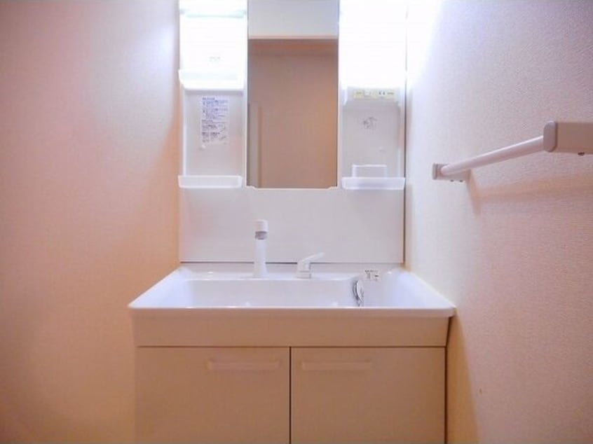  ウィング　フルト