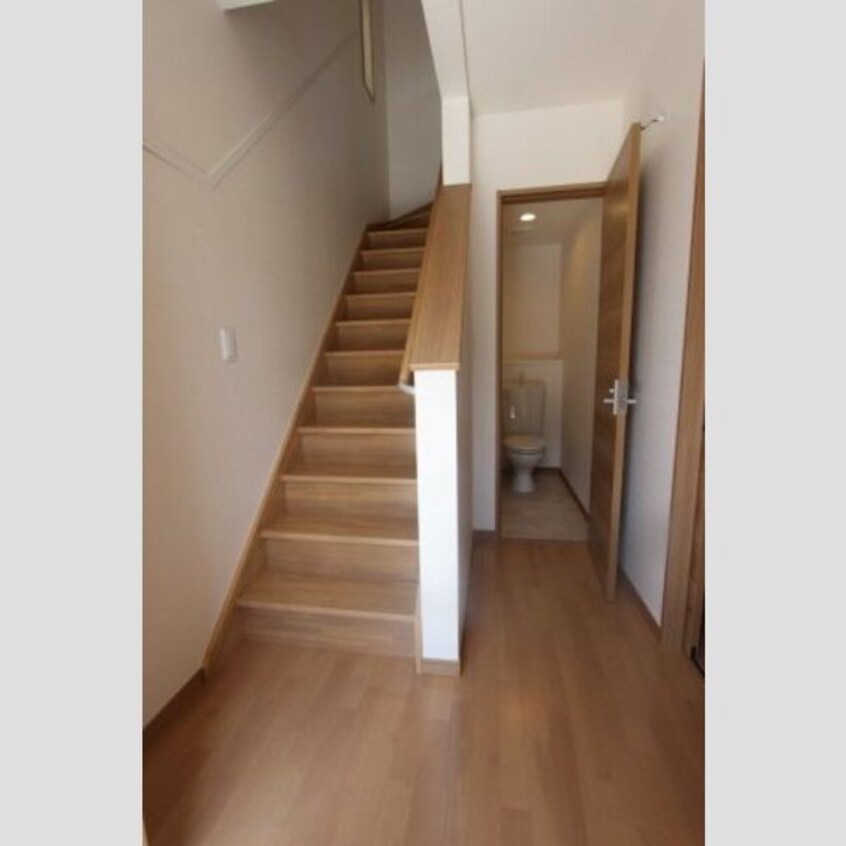  名鉄名古屋本線/本星崎駅 バス5分鳴海住宅下車:停歩10分 1-2階 築7年