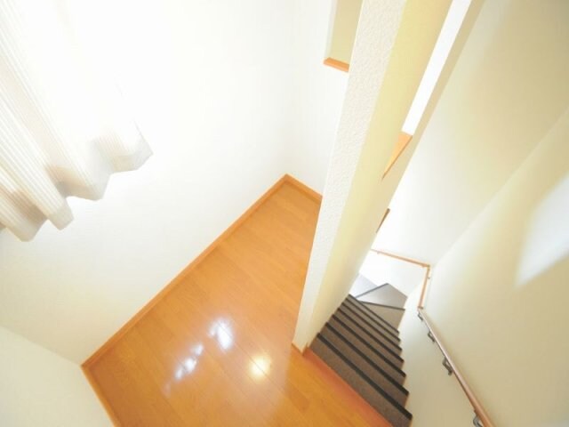  レオパレスボンヌシャンス　長浦