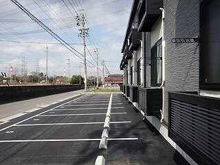 フラワーボックス設置 レオパレスボンヌシャンス　長浦