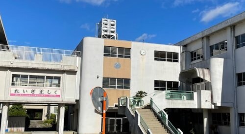 大府市立北山小学校(小学校)まで335m 東海道本線/共和駅 徒歩19分 2階 築20年