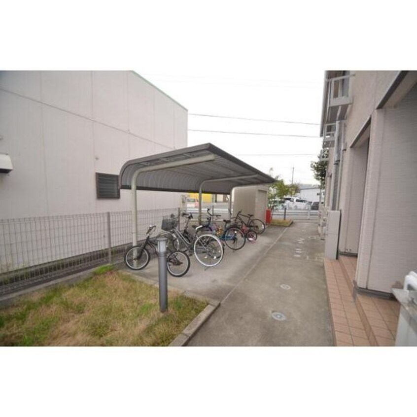  名古屋臨海高速鉄道<あおなみ線>/稲永駅 徒歩20分 2階 築14年