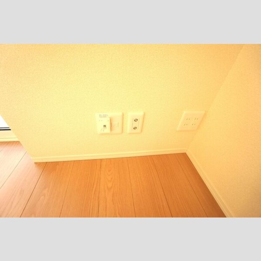  東海道本線/逢妻駅 徒歩3分 3階 築1年