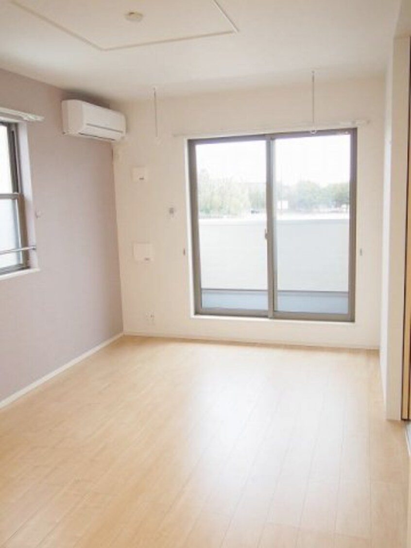 おしゃれな居間です フォレ　ウエスト　Ａ