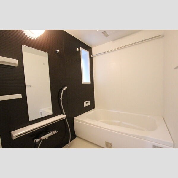  名古屋臨海高速鉄道<あおなみ線>/荒子川公園駅 徒歩20分 1-2階 築5年