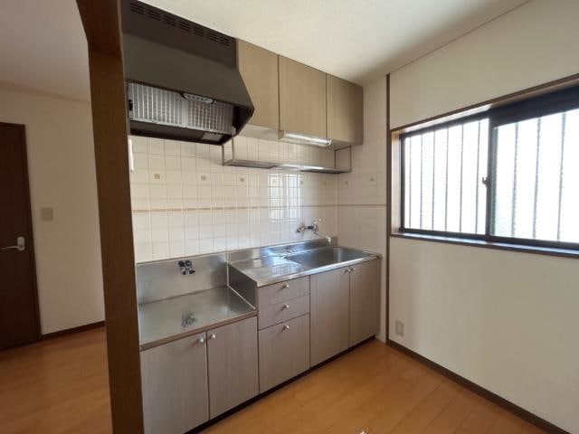 キッチン プラムヴィレッジ