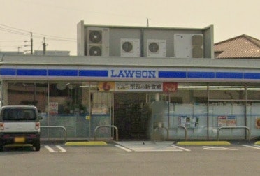 ローソン 名東藤里町店(コンビニ)まで697m プラムヴィレッジ