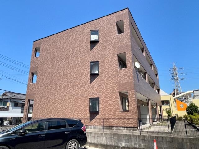 外観写真（昼） フォレスト高間