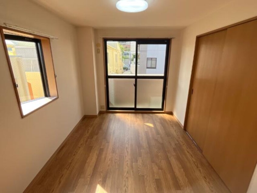 洋室 フォレスト高間