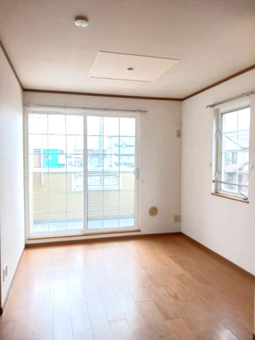  アヴニ－ル　Ｔ．Ｍ