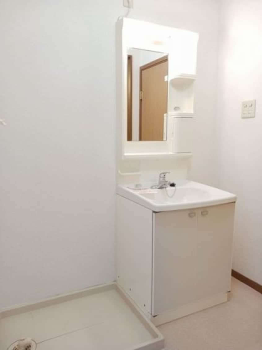  アヴニ－ル　Ｔ．Ｍ