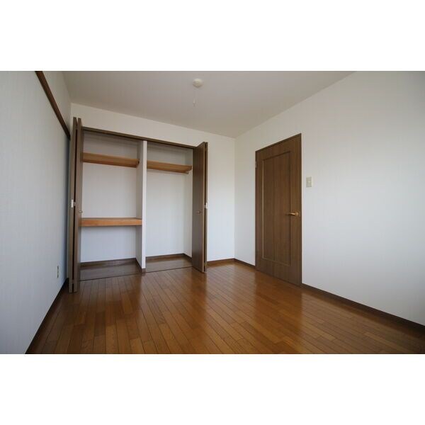 室内写真は別部屋の写真です。 名鉄名古屋本線/呼続駅 徒歩4分 5階 築26年