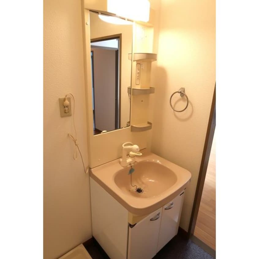  名古屋市営地下鉄東山線/星ヶ丘駅 バス13分新宿（愛知県）下車:停歩3分 3階 築40年