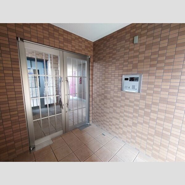  カーサコモダ新舞子　B