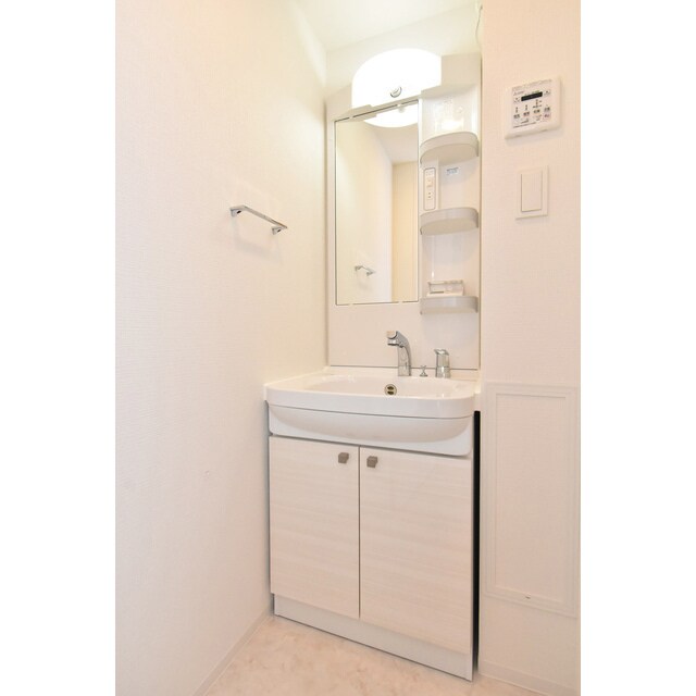  エスリード栄イーストスクエア